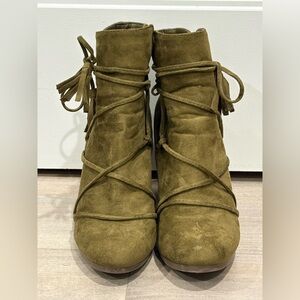 Breckelles Olive Lace Up Ankle Boots Size 8